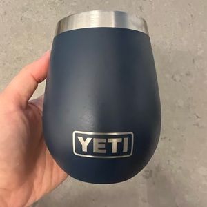 Yeti Navy Wine Tumbler
